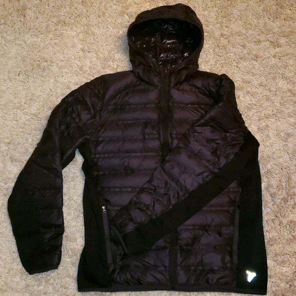 old navy lightweight puffer jacket